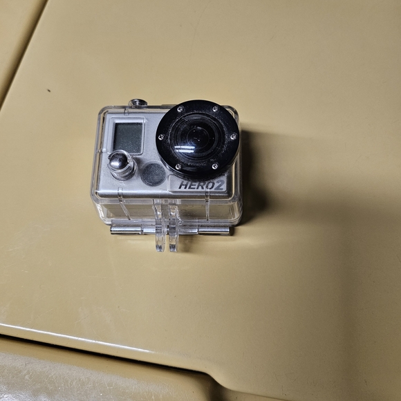 GoPro HERO2 Gray Adventure Camera - Picture 2 of 5